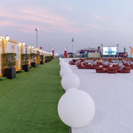 Fan Village Cabins Free Zone Doha Exterior foto